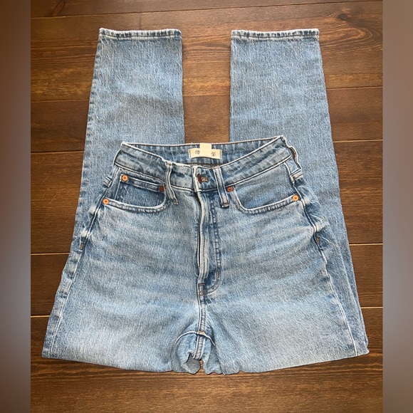 Madewell The Curvy Perfect Vintage Jean in Banner Wash - Picture 4 of 7